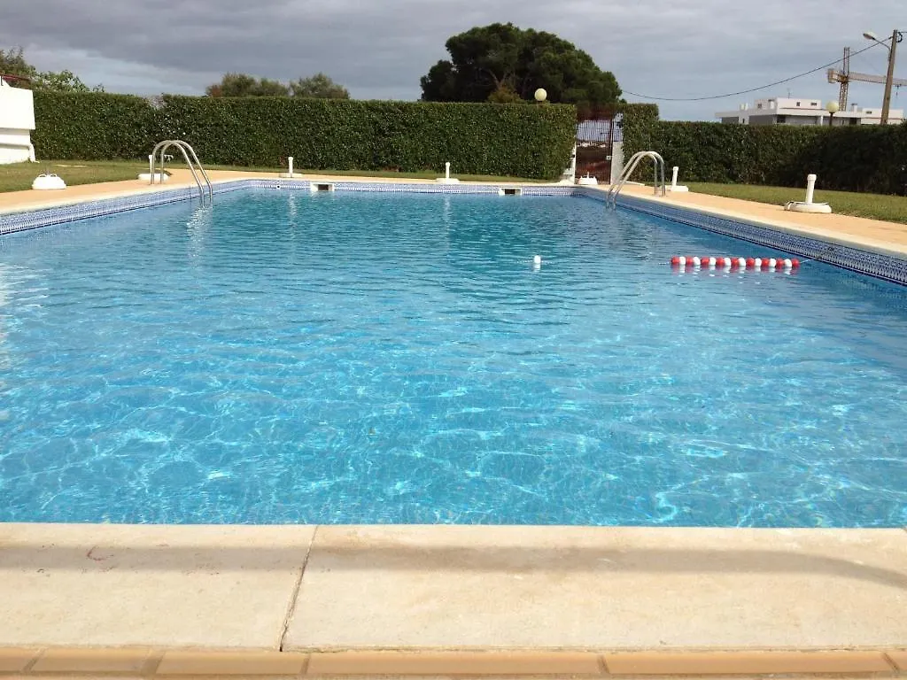 Solgarve Aparthotel Quarteira 3*,